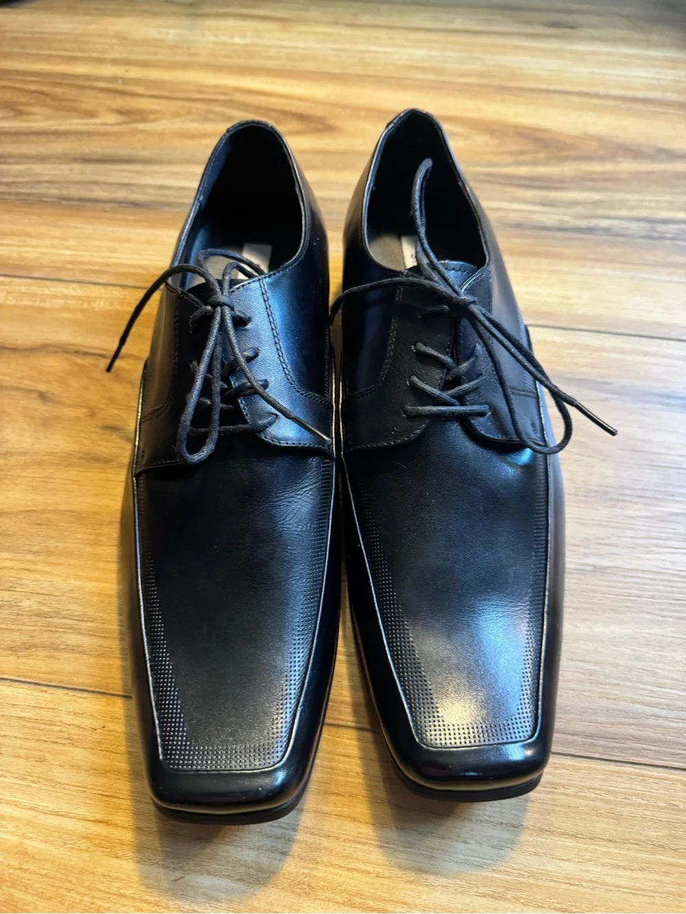 Steve Madden Black Leather Square-Toe Derby Shoes